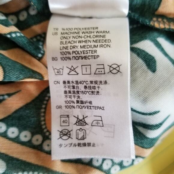 H&M Conscious Monstera Leaves Pullover Top Medium (2689) - Picture 5 of 6